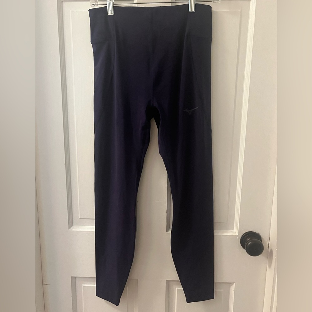 Women’s Mizuno Navy Blue Volleyball Leggings!